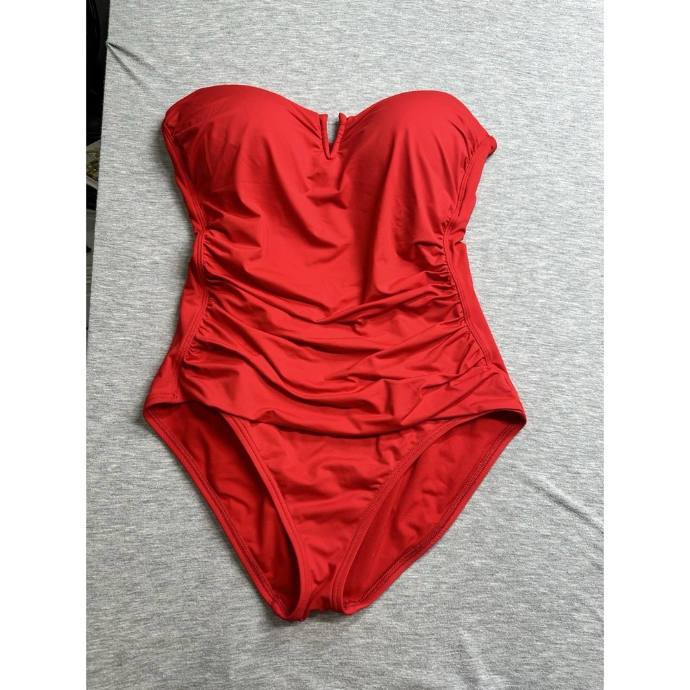 Tommy‎ Bahama  Pearl V-front Bandeau One-piece Swimsuit, Resort Red, US 8